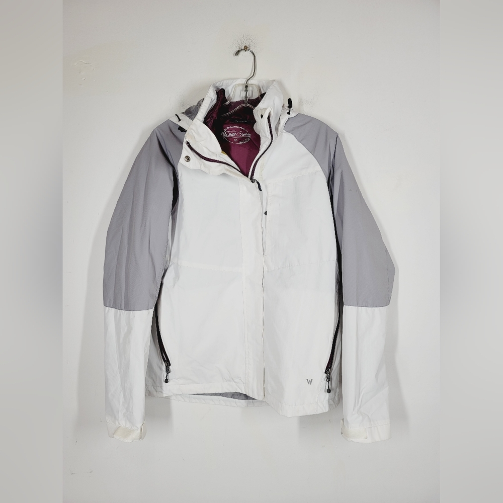 White Sierra White and Gray Hooded Jacket, Size Medium
